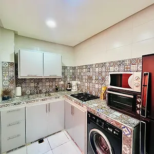 Appartement With Private Terrace&parking Avec Jolie Terrasse Privée Et Parking, Marrakesh